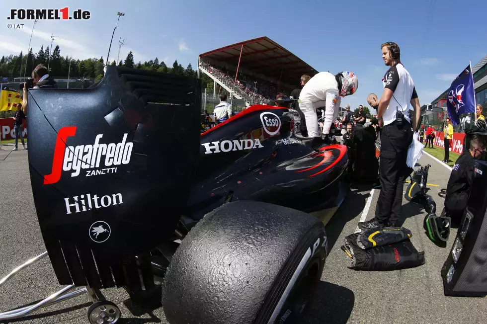 Foto zur News: Jenson Button (McLaren)