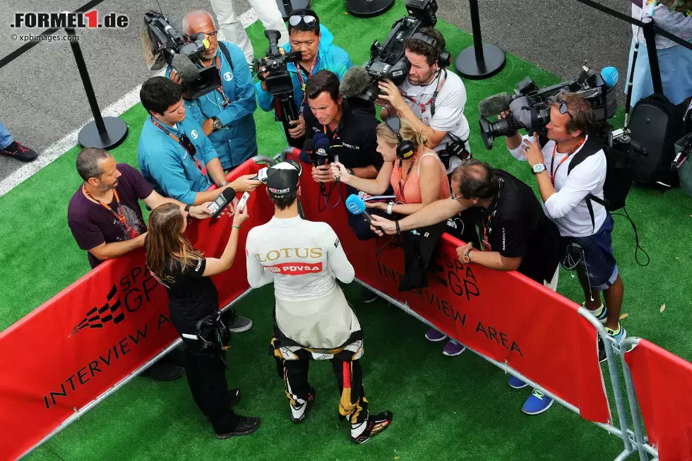 Foto zur News: Romain Grosjean (Lotus)