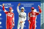 Foto zur News: Sebastian Vettel (Ferrari), Lewis Hamilton (Mercedes) und Kimi Räikkönen (Ferrari)