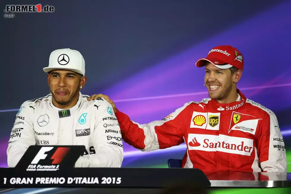 Foto zur News: Lewis Hamilton (Mercedes) und Sebastian Vettel (Ferrari)