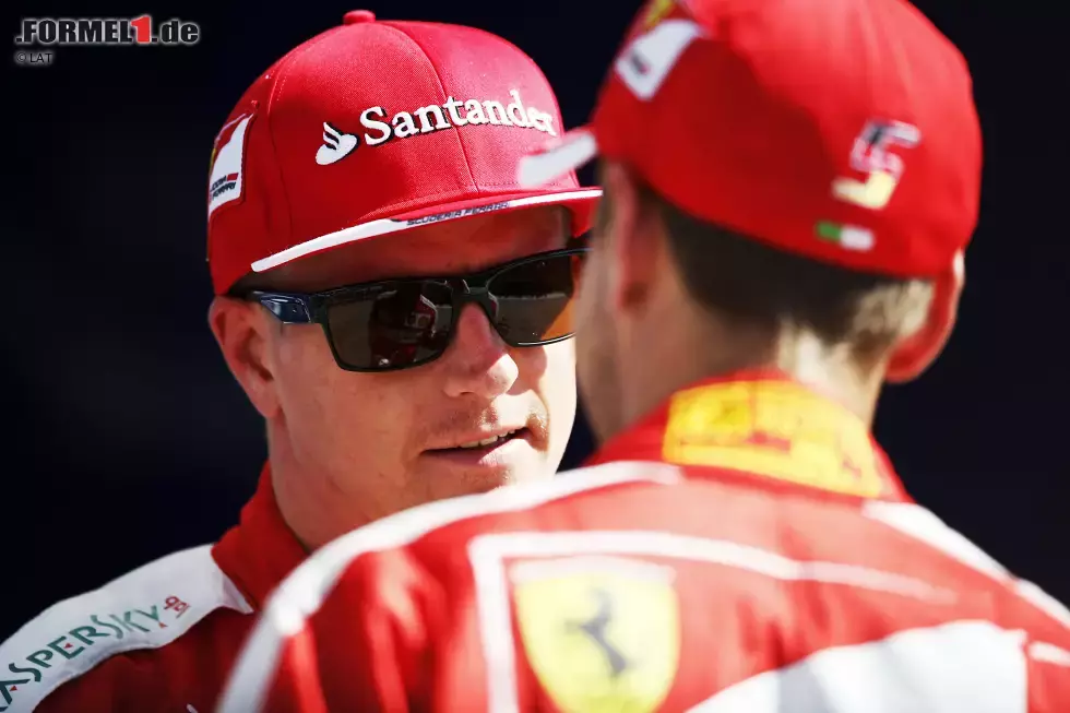 Foto zur News: Kimi Räikkönen (Ferrari) und Sebastian Vettel (Ferrari)