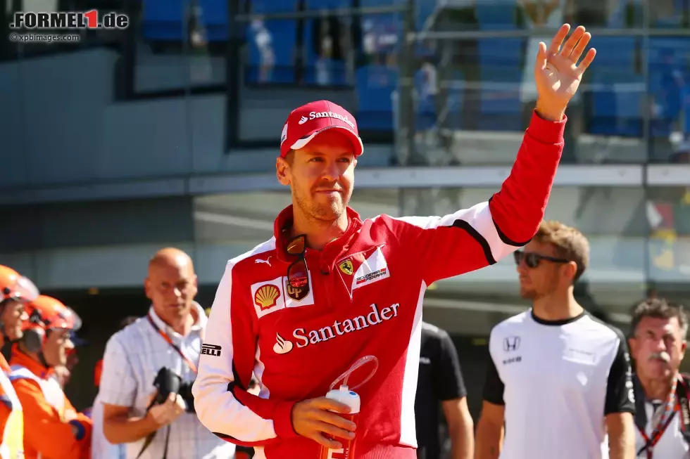 Foto zur News: Sebastian Vettel (Ferrari)