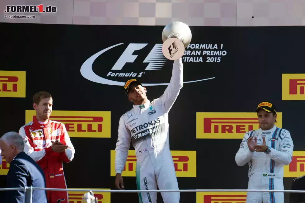 Foto zur News: Sebastian Vettel (Ferrari), Lewis Hamilton (Mercedes) und Felipe Massa (Williams)