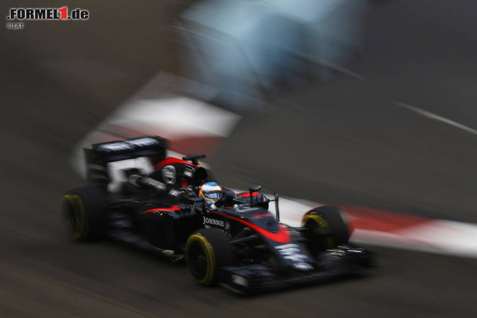 Foto zur News: Fernando Alonso (McLaren)