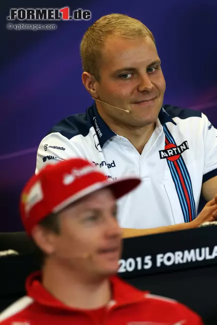 Foto zur News: Valtteri Bottas (Williams) und Kimi Räikkönen (Ferrari)