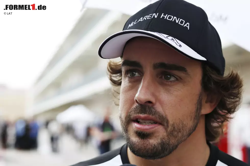 Foto zur News: Fernando Alonso (McLaren)