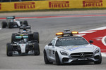 Gallerie: Nico Rosberg (Mercedes), Fernando Alonso (McLaren) und Lewis Hamilton (Mercedes)  hinter dem Safety-Car