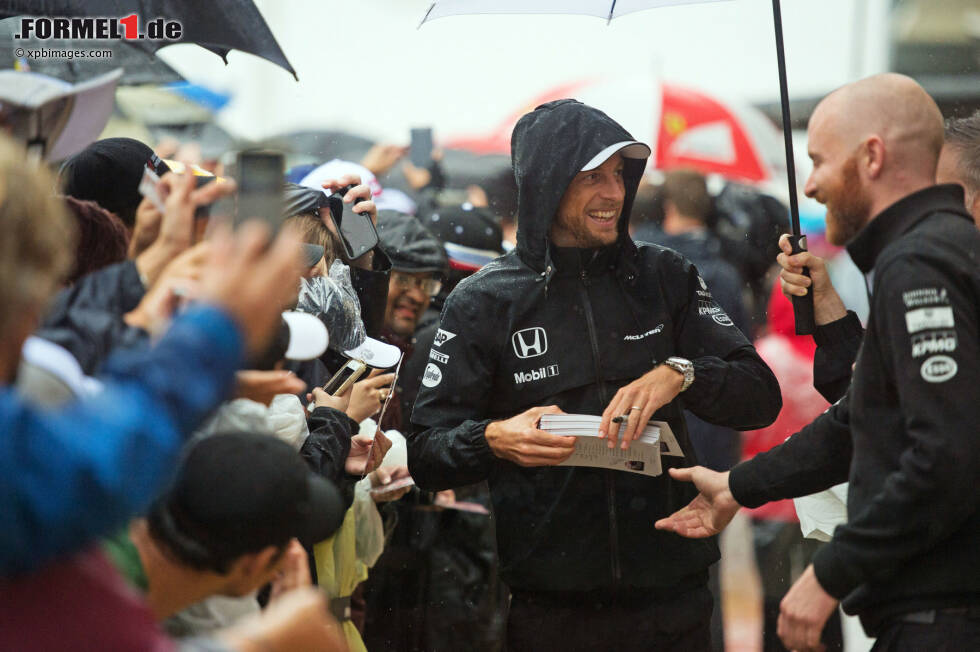 Foto zur News: Jenson Button (McLaren)