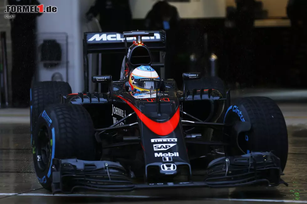 Foto zur News: Fernando Alonso (McLaren)