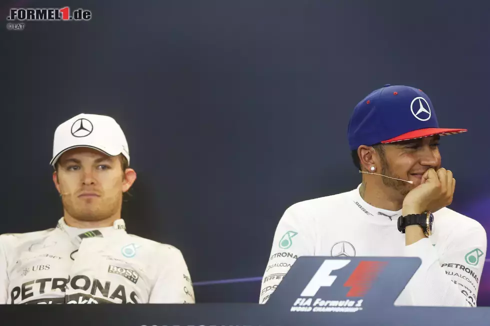 Foto zur News: Nico Rosberg (Mercedes) und Lewis Hamilton (Mercedes)