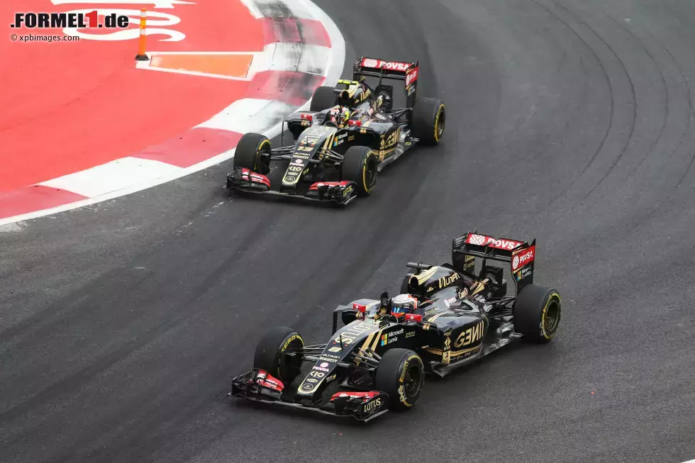 Foto zur News: Romain Grosjean (Lotus) und Pastor Maldonado (Lotus)