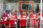 Foto zur News: Meeting bei Ferrari