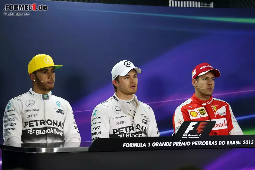 Foto zur News: Lewis Hamilton (Mercedes), Nico Rosberg (Mercedes) und Sebastian Vettel (Ferrari)