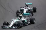 Foto zur News: Nico Rosberg (Mercedes) und Lewis Hamilton (Mercedes)