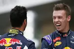 Foto zur News: Daniel Ricciardo (Red Bull) und Daniil Kwjat (Red Bull)