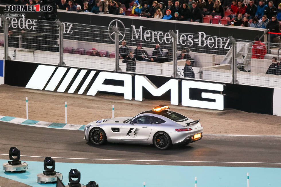 Foto zur News: Bernd Mayländer im Safety-Car