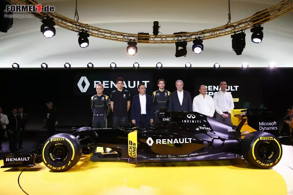 Foto zur News: Kevin Magnussen (Renault), Esteban Ocon (Renault), Jolyon Palmer (Renault) und Cyril Abiteboul