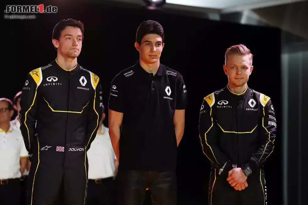 Foto zur News: Jolyon Palmer (Renault), Esteban Ocon (Renault) und Kevin Magnussen (Renault)