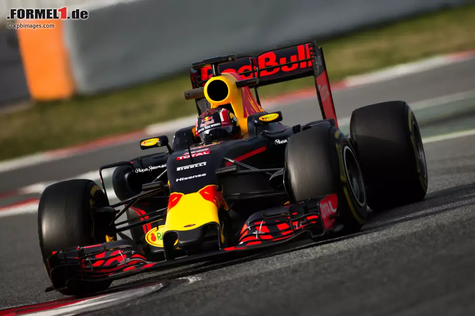 Foto zur News: Daniil Kwjat (Red Bull)