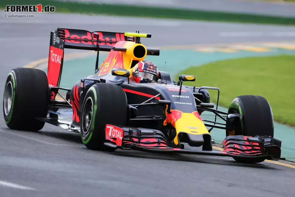 Foto zur News: Daniil Kwjat (Red Bull)