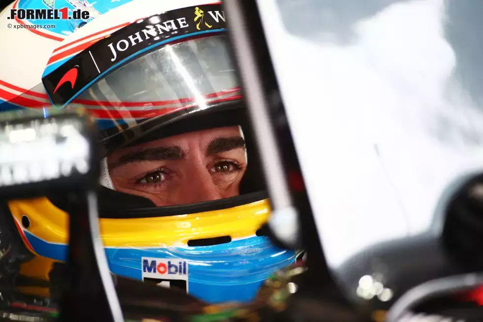 Foto zur News: Fernando Alonso (McLaren)