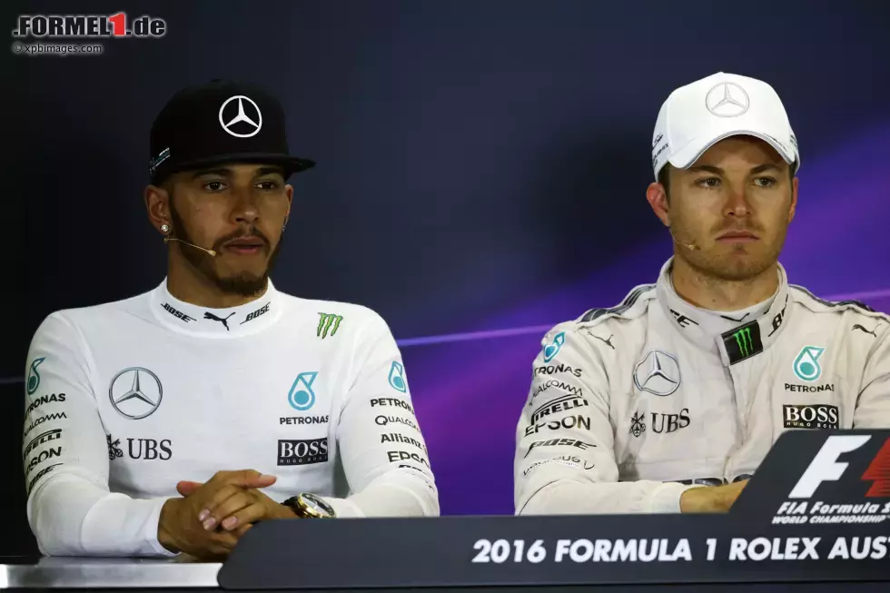 Foto zur News: Lewis Hamilton (Mercedes) und Nico Rosberg (Mercedes)