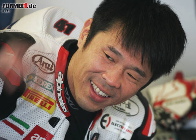 Foto zur News: #5 Noriyuki Haga: Der japanische Motorrad-Fahrer verlor die Chance auf den Superbike-WM-Titel 2000 unter anderem wegen eines positiven Dopingtests in Kyalami. Ihm konnte Ephedrin im Blut nachgewiesen werden.