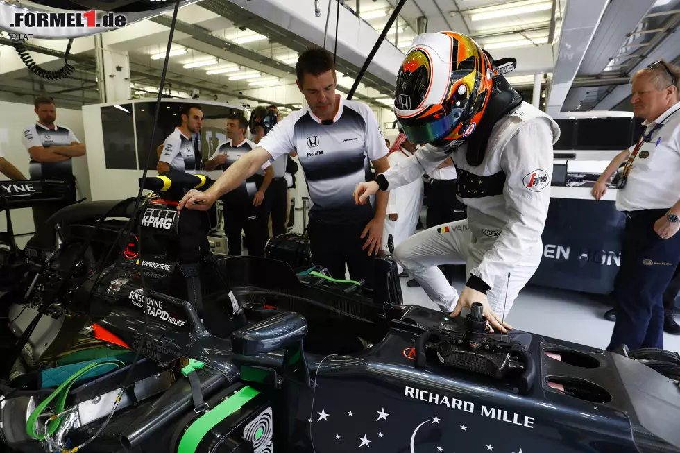 Foto zur News: Stoffel Vandoorne (McLaren)