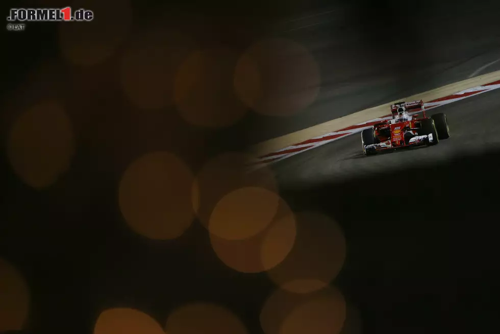 Foto zur News: Sebastian Vettel (Ferrari)