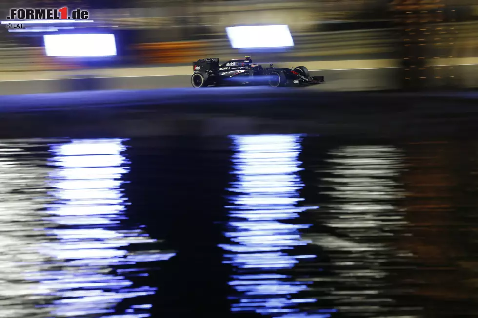 Foto zur News: Jenson Button (McLaren)