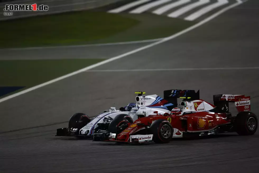 Foto zur News: Kimi Räikkönen (Ferrari) und Valtteri Bottas (Williams)