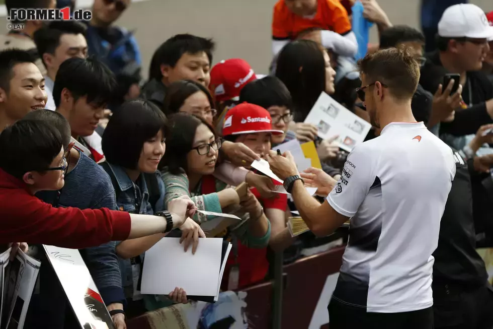 Foto zur News: Jenson Button (McLaren)