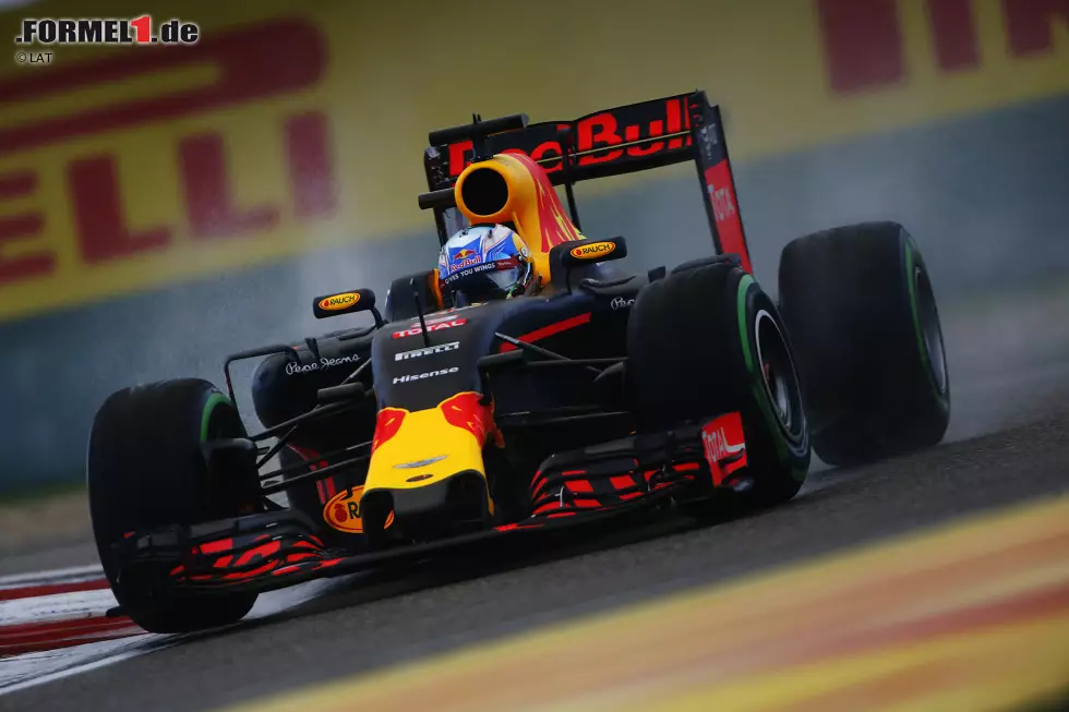 Foto zur News: Daniil Kwjat (Red Bull)