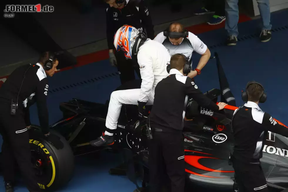 Foto zur News: Jenson Button (McLaren)