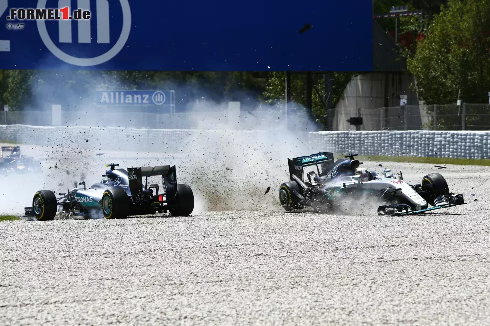 Foto zur News: Nico Rosberg (Mercedes) und Lewis Hamilton (Mercedes)