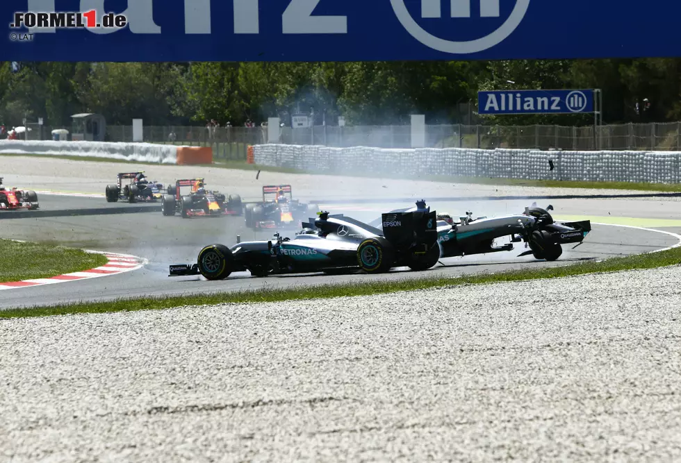 Foto zur News: Nico Rosberg (Mercedes) und Lewis Hamilton (Mercedes)