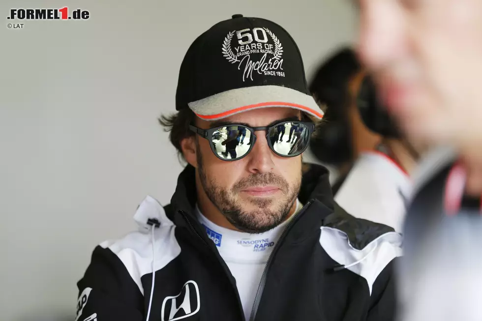 Foto zur News: Fernando Alonso (McLaren)