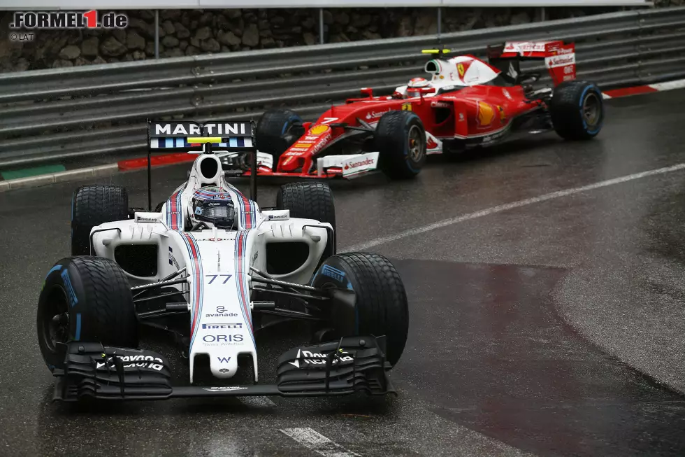 Foto zur News: Valtteri Bottas (Williams) und Kimi Räikkönen (Ferrari)