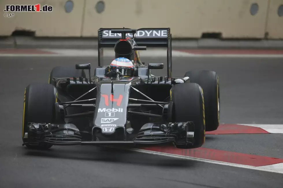 Foto zur News: Fernando Alonso (McLaren)