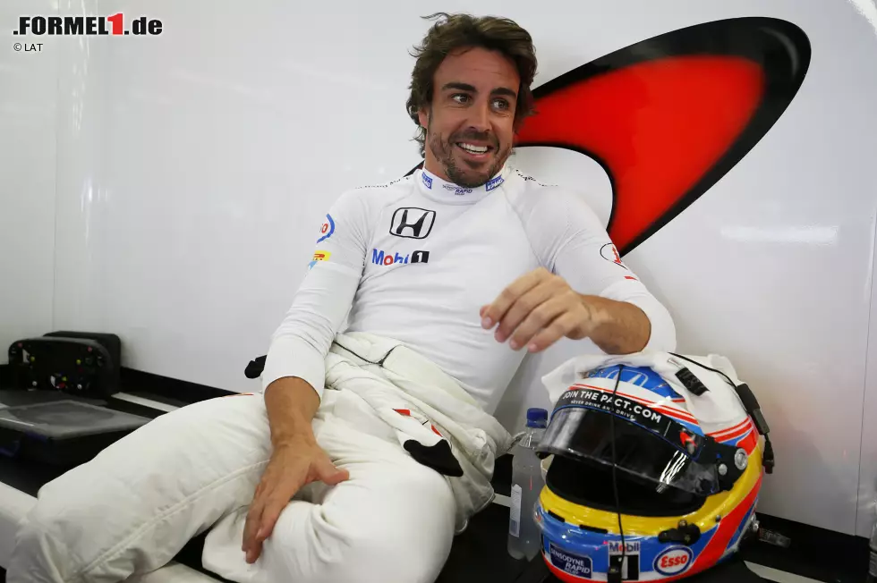 Foto zur News: Fernando Alonso (McLaren)