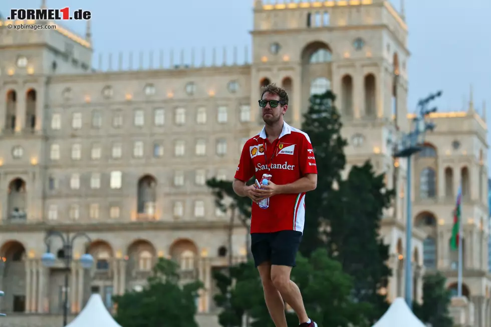 Foto zur News: Sebastian Vettel (Ferrari)