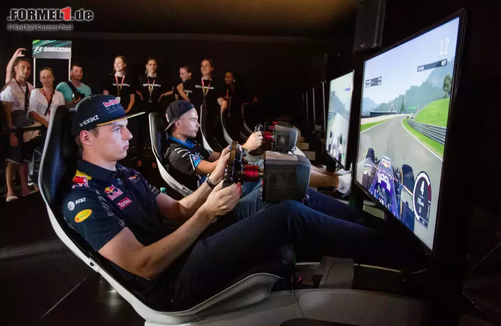 Foto zur News: Max Verstappen (Red Bull)