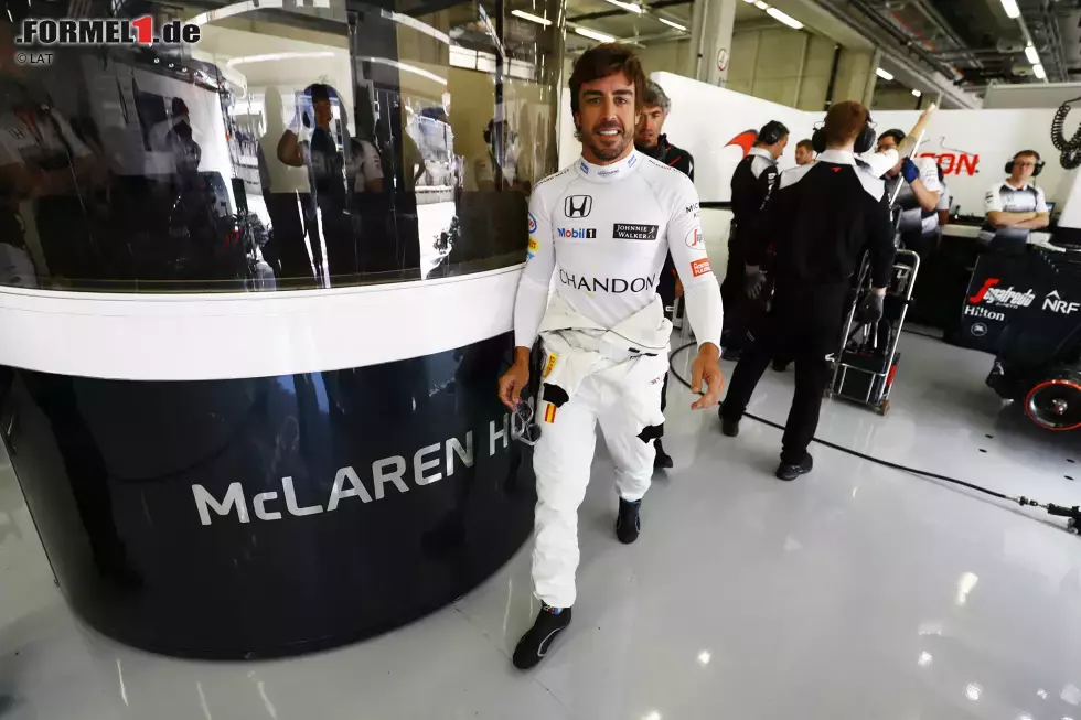 Foto zur News: Fernando Alonso (McLaren)