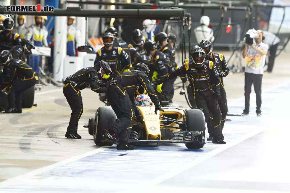 Foto zur News: Jolyon Palmer (Renault)