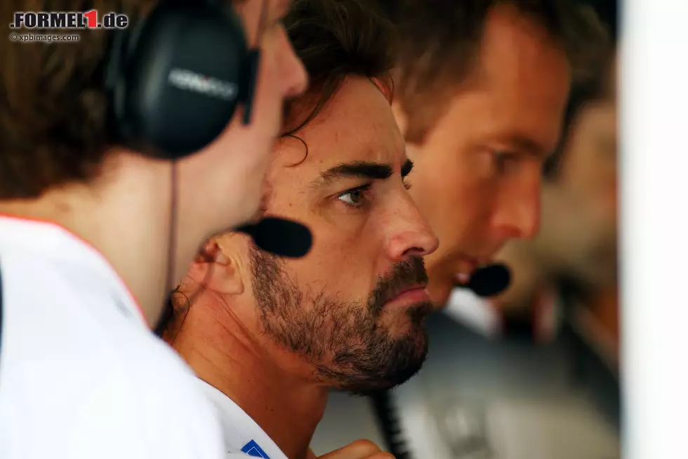 Foto zur News: Fernando Alonso (McLaren)