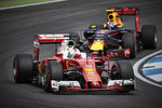 Gallerie: Sebastian Vettel (Ferrari) und Max Verstappen (Red Bull)
