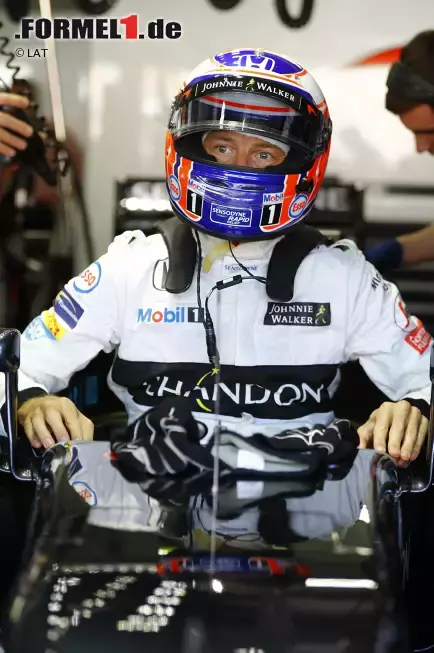 Foto zur News: Jenson Button (McLaren)