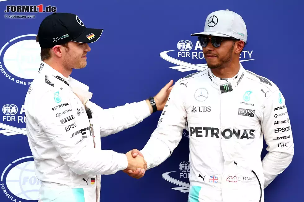 Foto zur News: Nico Rosberg (Mercedes) und Lewis Hamilton (Mercedes)