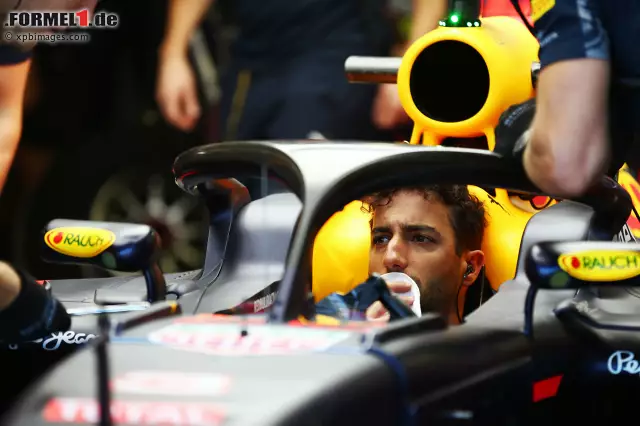 Foto zur News: Daniel Ricciardo (Red Bull): "Ich habe mich immer für einen Kopfschutz ausgesprochen. Wir dachten, es gebe noch andere Lösungen, aber die FIA hielt das für den besten Weg, zumindest um größere Gegenstände abzuwehren. Ich denke, am Rennfahren an sich wird es nicht viel ändern. Wir werden uns daran gewöhnen."