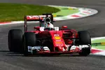 Foto zur News: Sebastian Vettel (Ferrari)